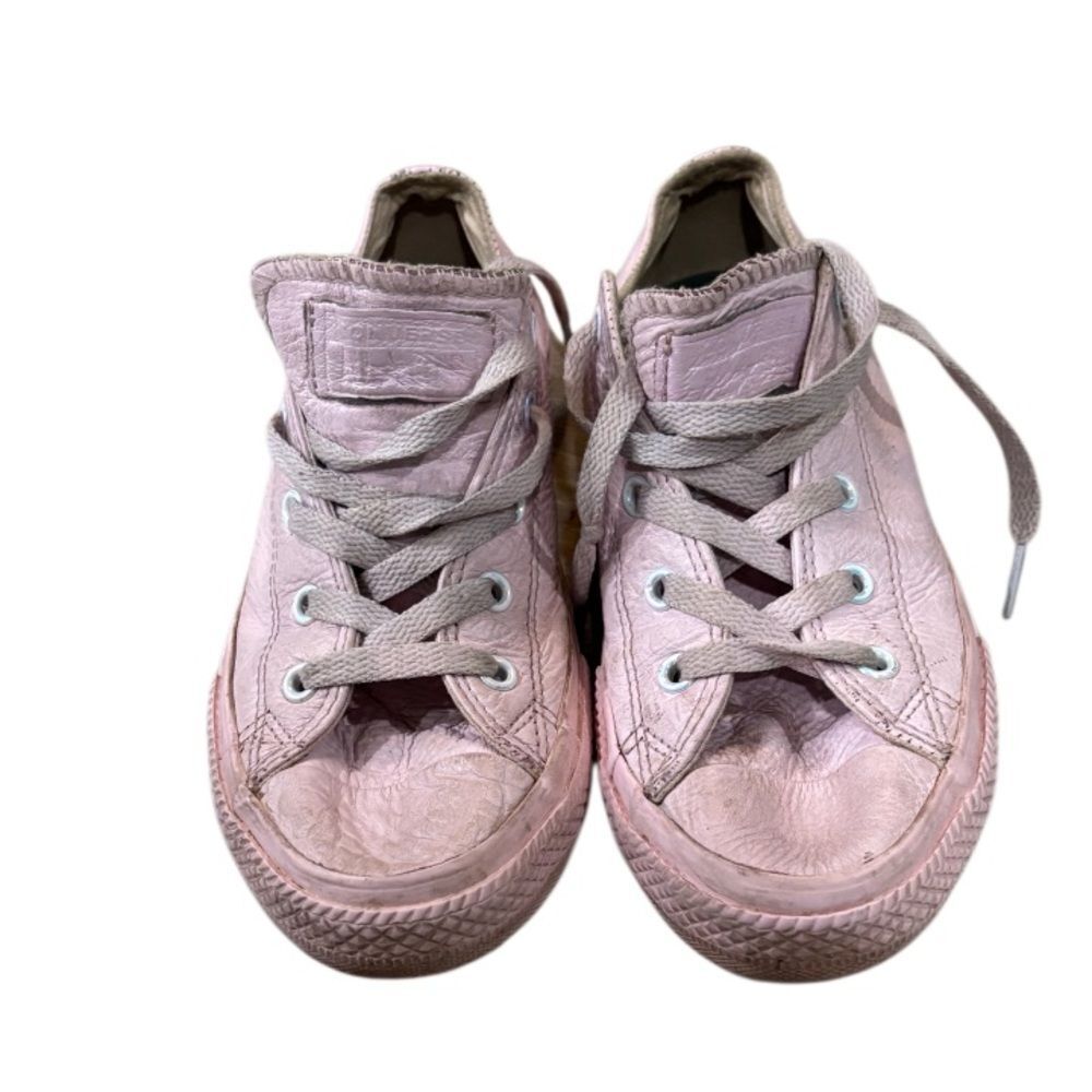 Converse Chuck Taylor Pink Leather Low Top Trainers Sz 3